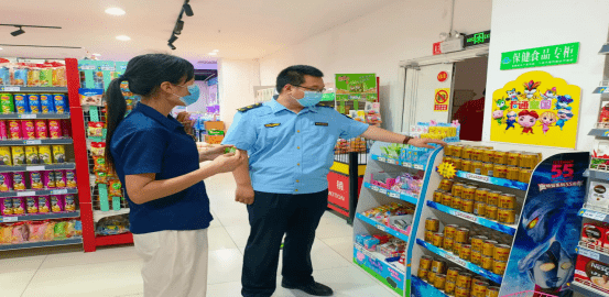 阳信市场监管局对辖区内大中型超市开展食品安全检查