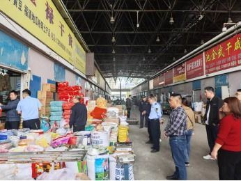 福建省闽侯县市场监管局开展食品安全督导检查工作